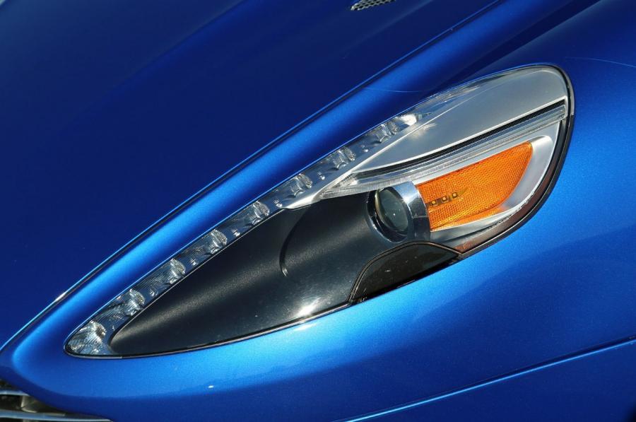 Детали экстерьера Aston Martin Vanquish 2012 года  (NA) (фото 148 из 182)